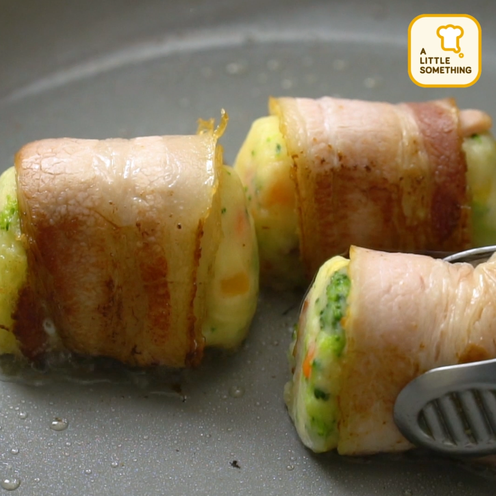 Mashed Potato Wrapped Bacon เบคอนพันมันบด
